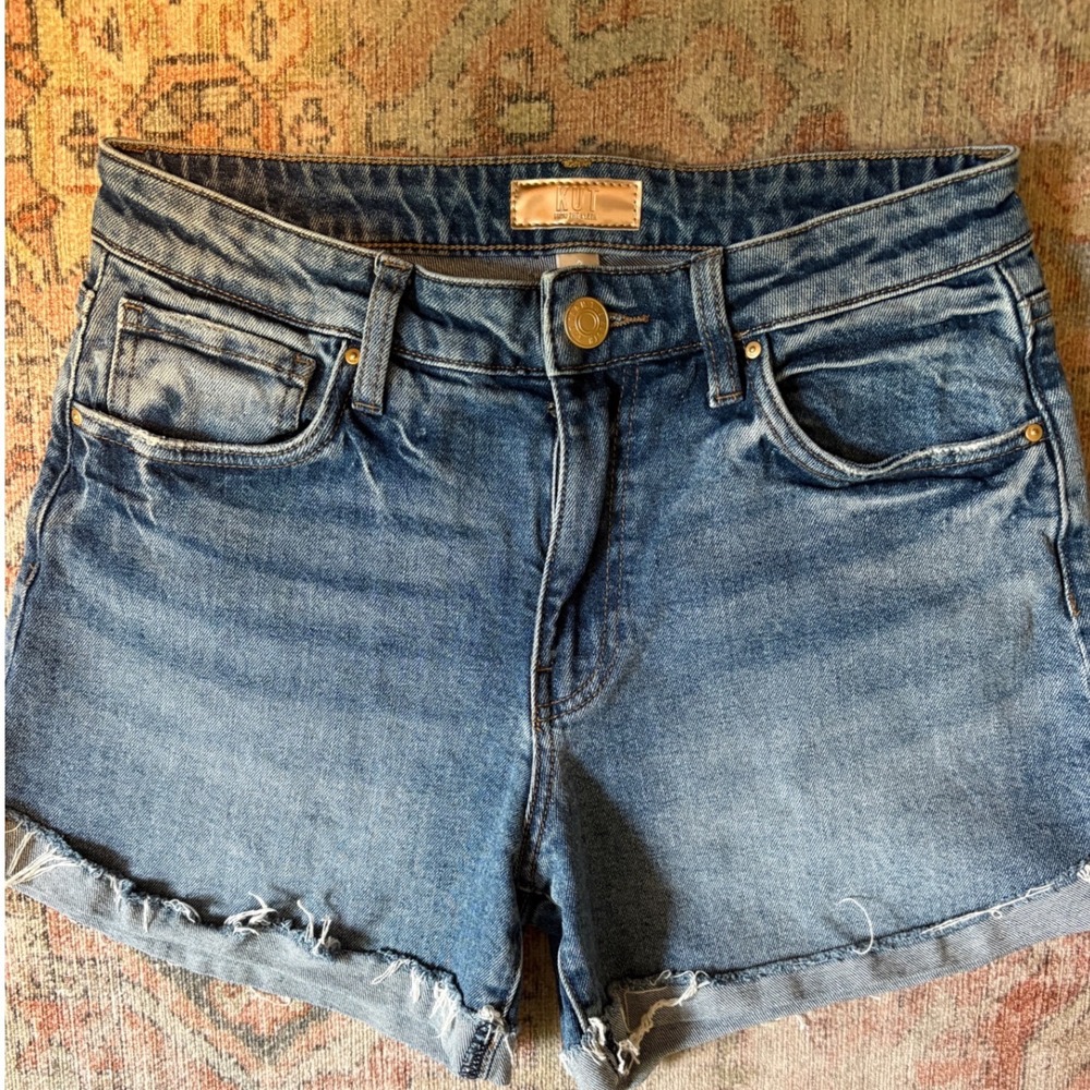Kut from the Kloth Jane High Rise Denim Shorts Medium Wash Raw Hem Size 2